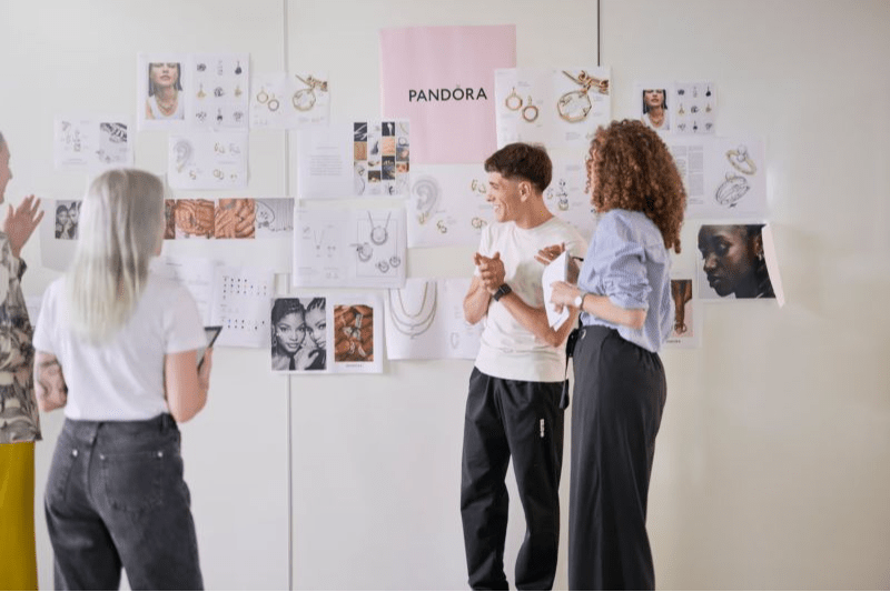 Looking for new career opportunities in the fashion industry? 